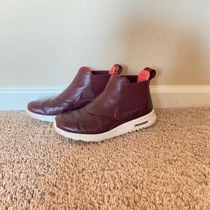 Nike Air Max Thea Mid Top Shoe (Womens)